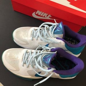 Men’s Nike sneakers